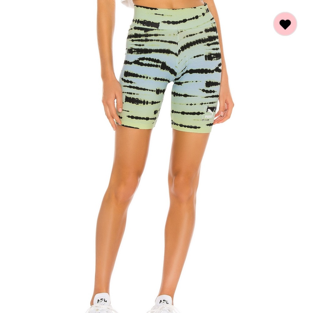 Puma Tie Die AOP shorts